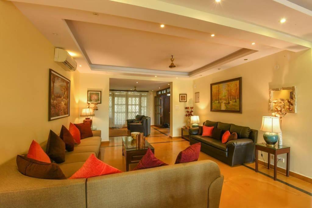 Villa Nazuri W Caretaker Candolim Luaran gambar