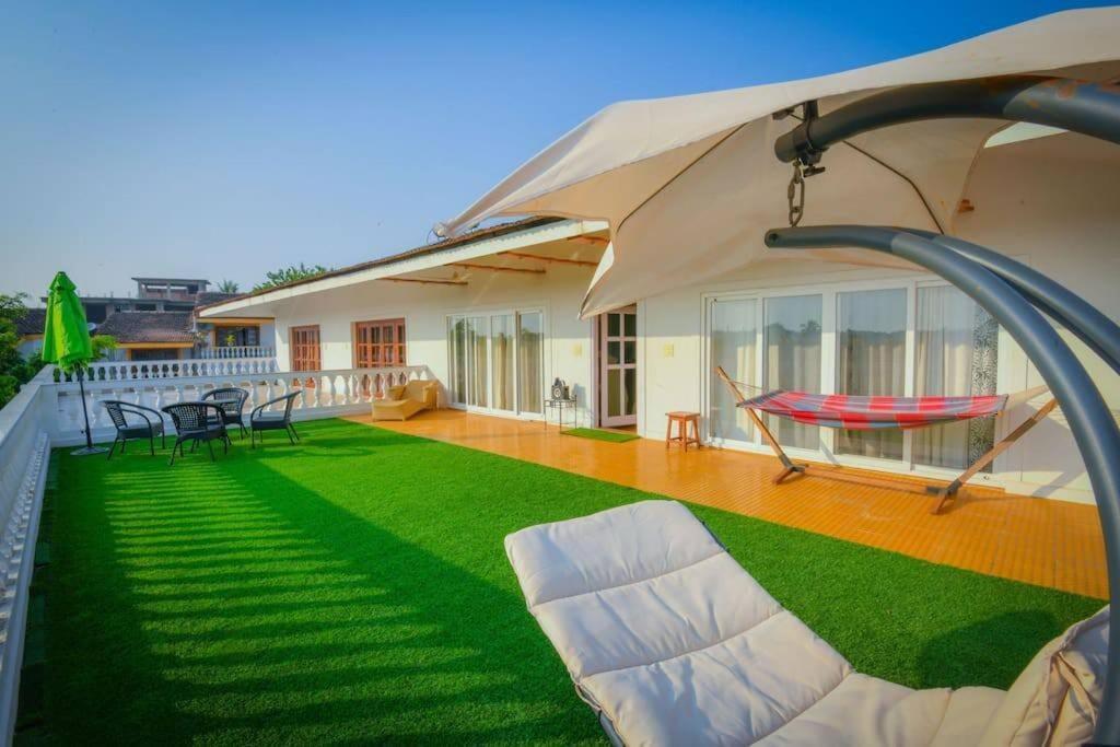 Villa Nazuri W Caretaker Candolim Luaran gambar